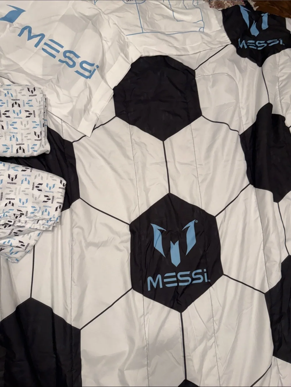 Messi Soccer Hexagon Comforter twin Set - White & Black with Light Blue Accents